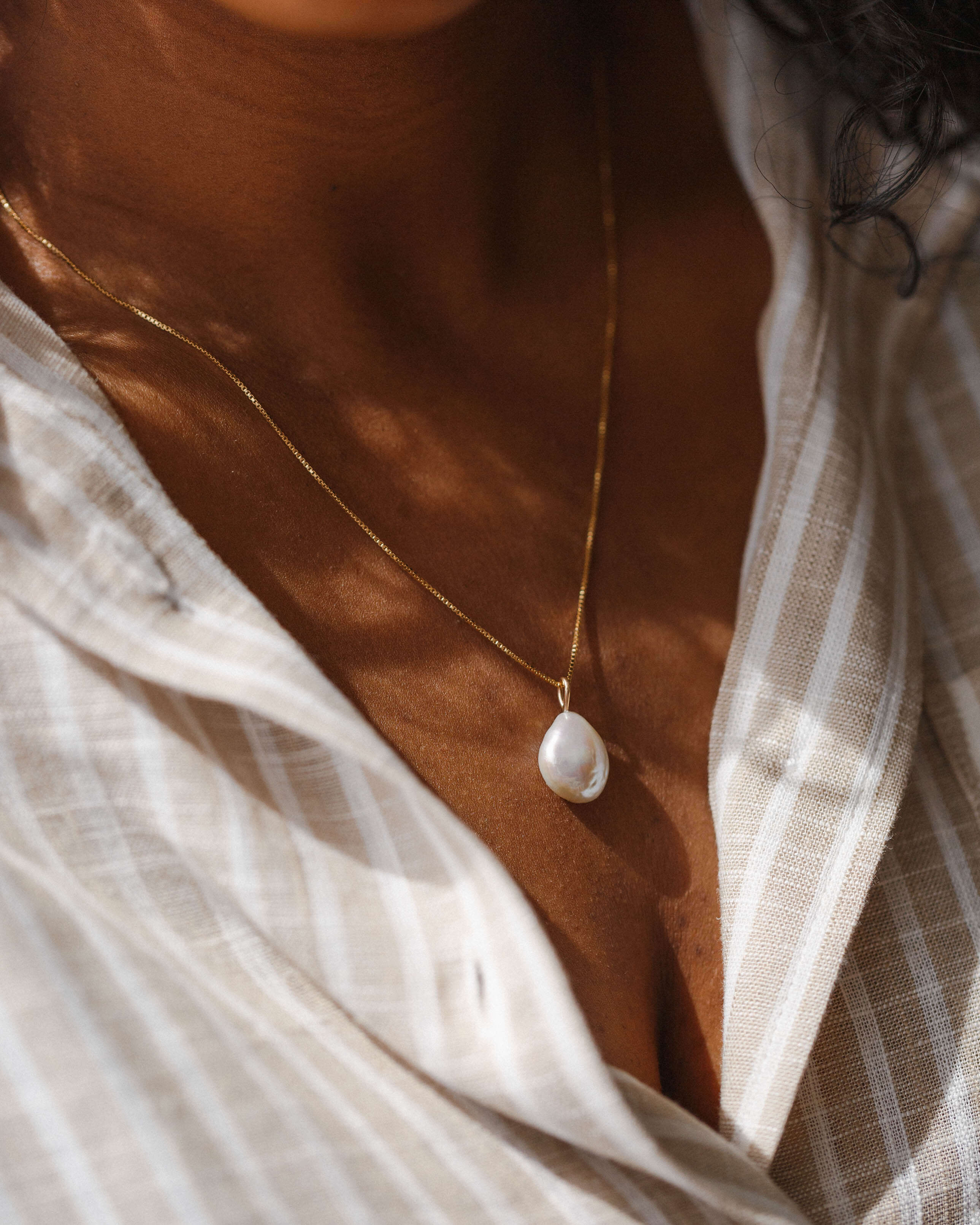 Baroque Pearl Necklace - Image 3