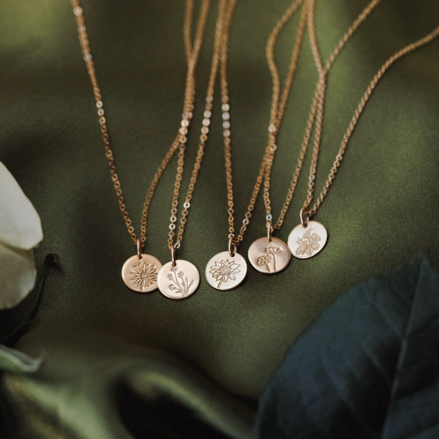 Bridesmaid Flora Necklace Set - Image 10