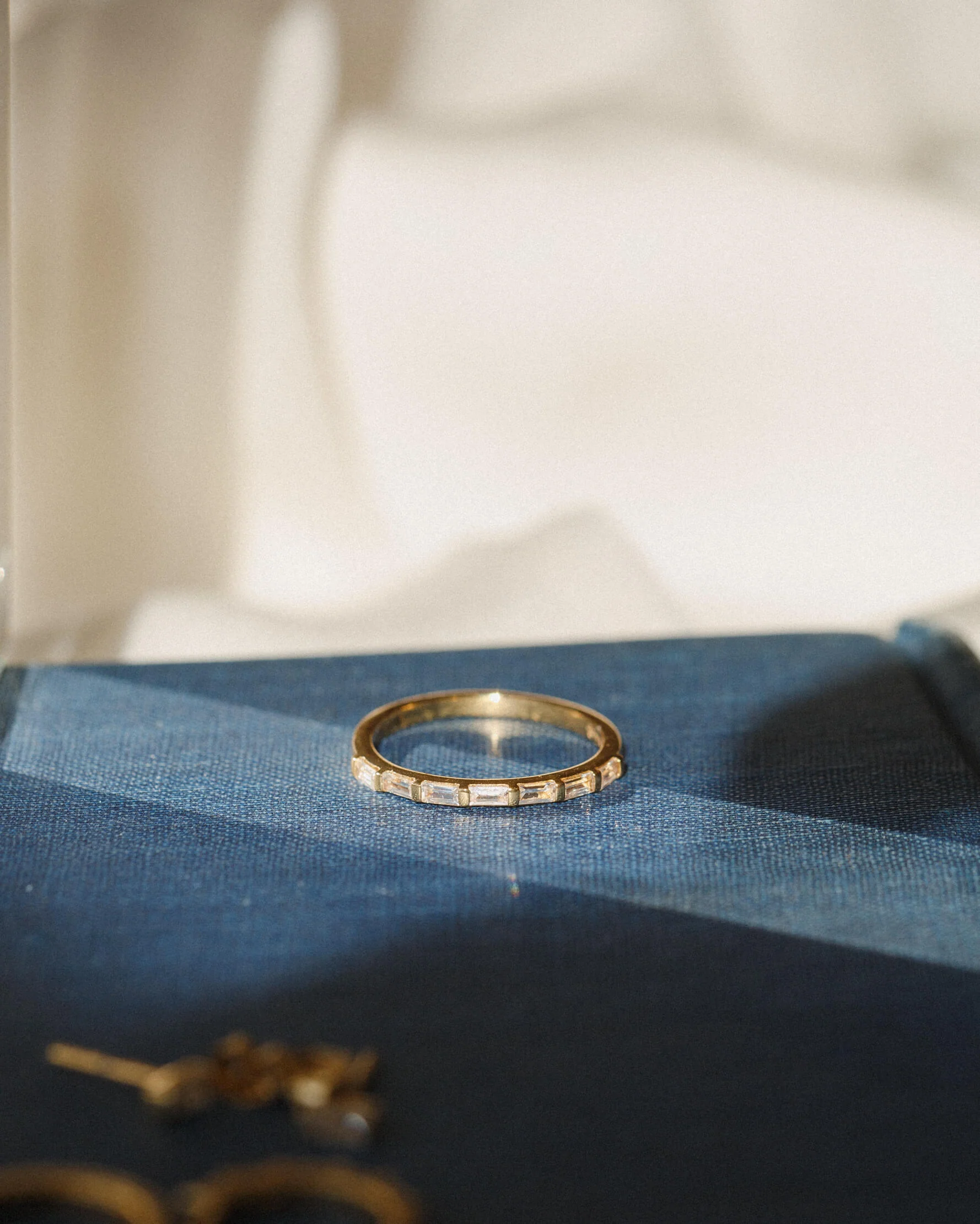 Deco White Sapphire Ring - Image 3