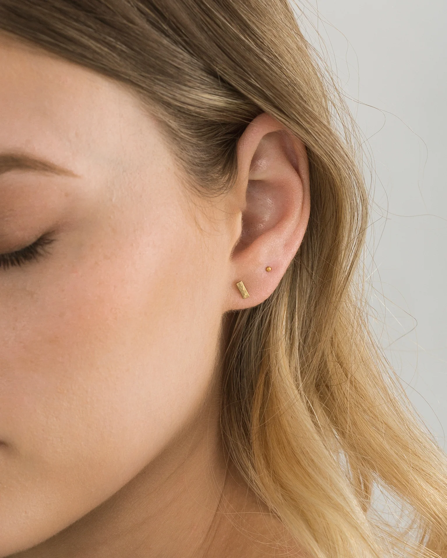 Flat Bar Studs - Image 3