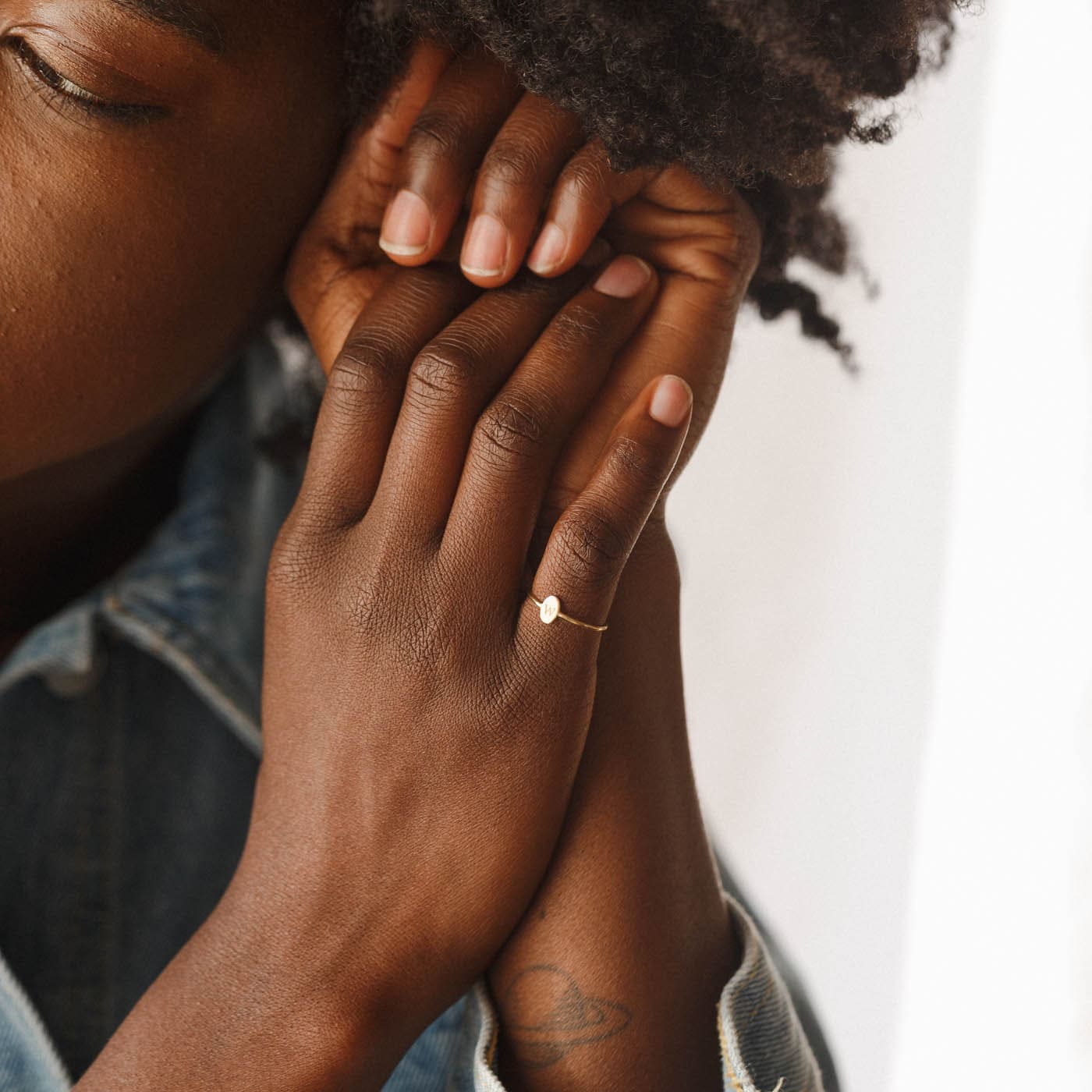 Kiki Oval Ring - Image 8