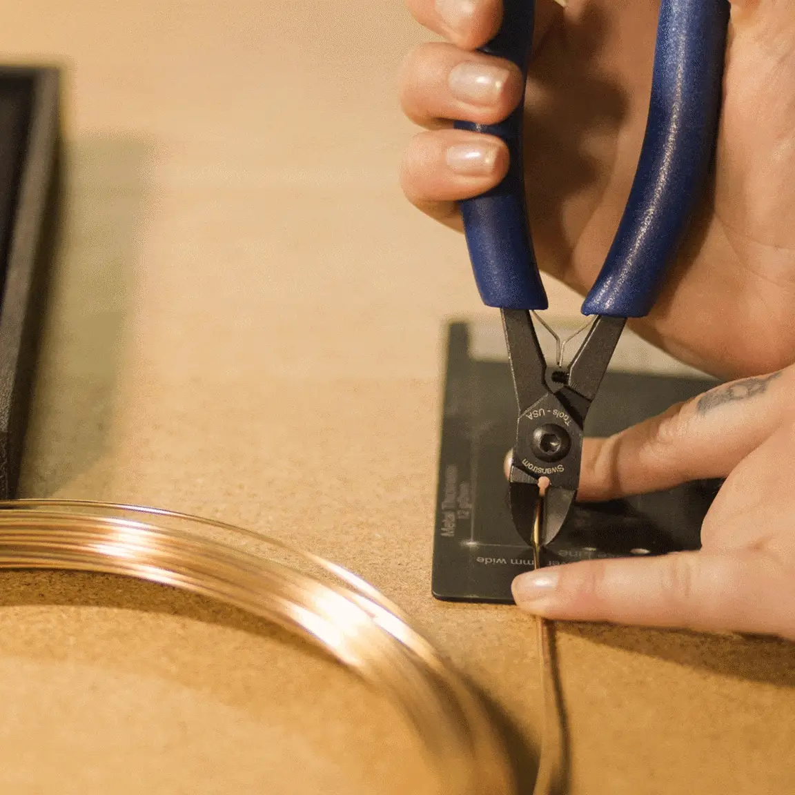 Micro Signet Ring - Image 13