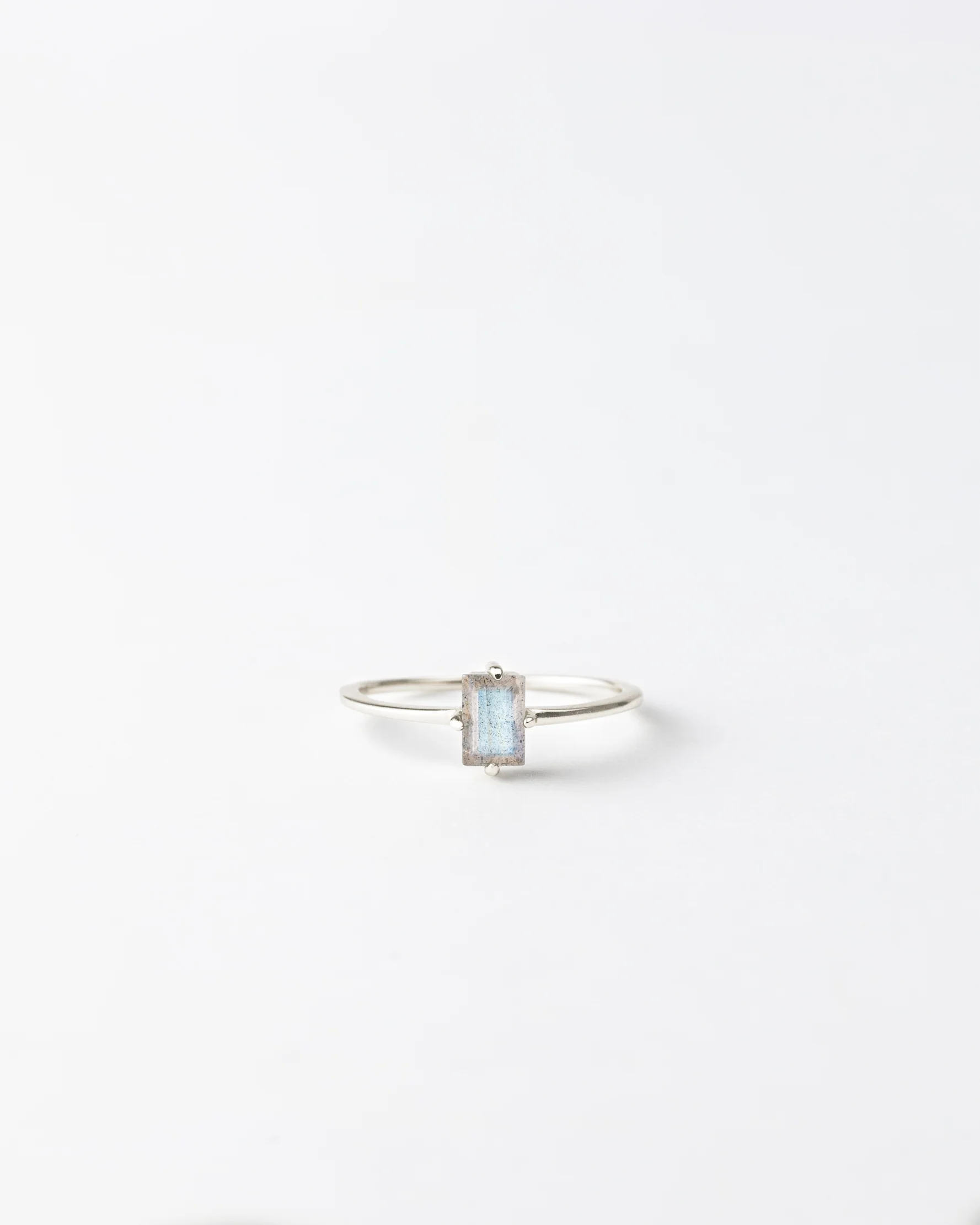 Labradorite Grand Baguette Ring - Image 3