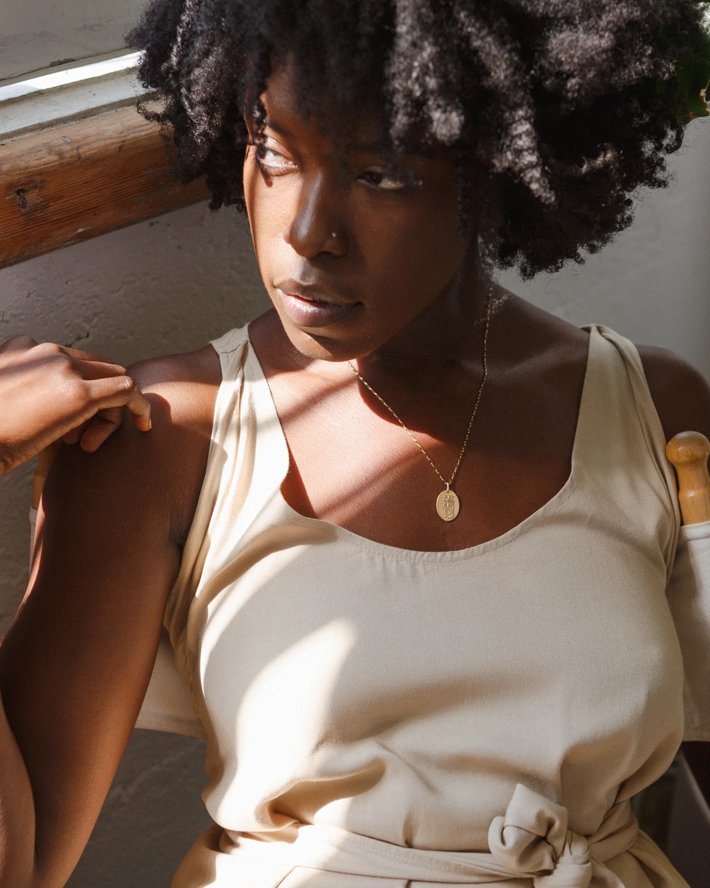 Three Graces Necklace - Image 13