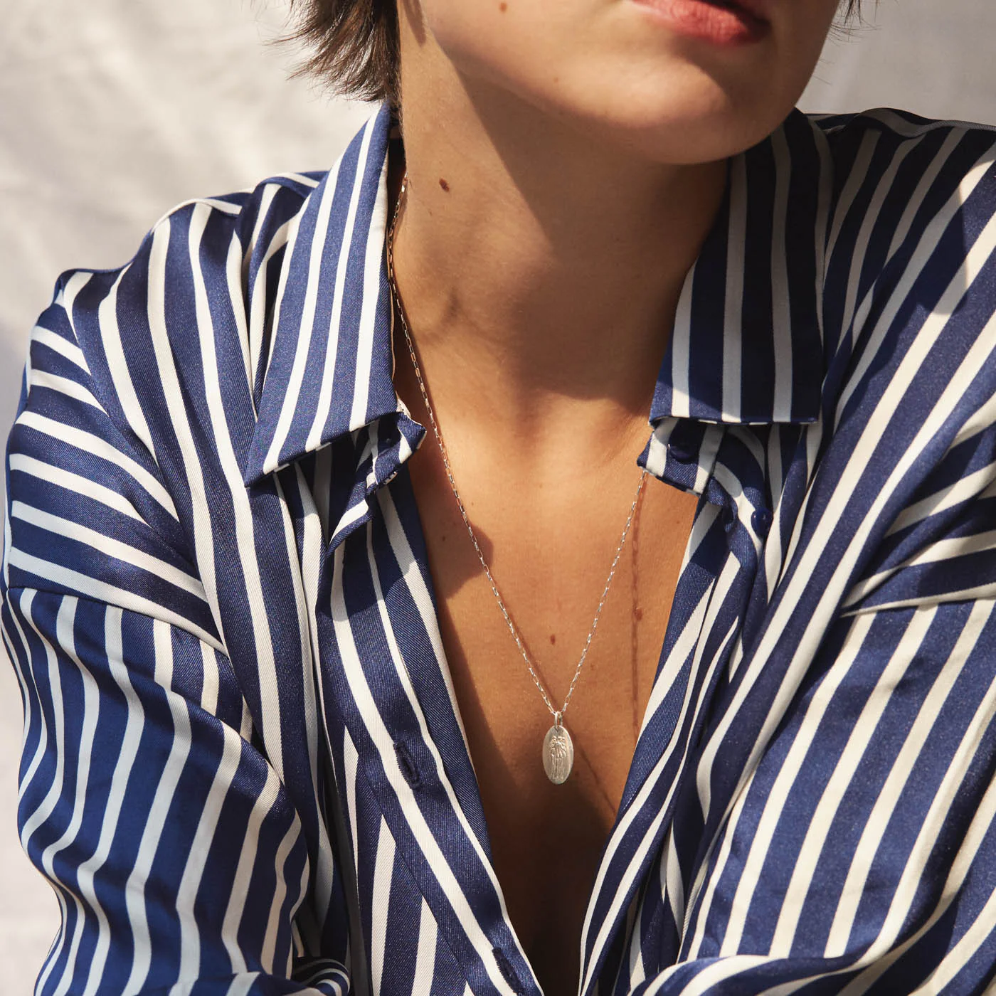 Three Graces Necklace - Image 8