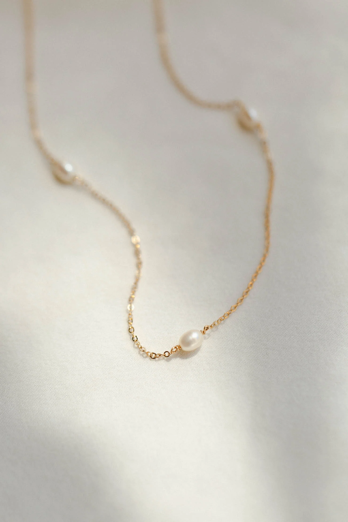 Trinity Pearl Necklace - Image 4