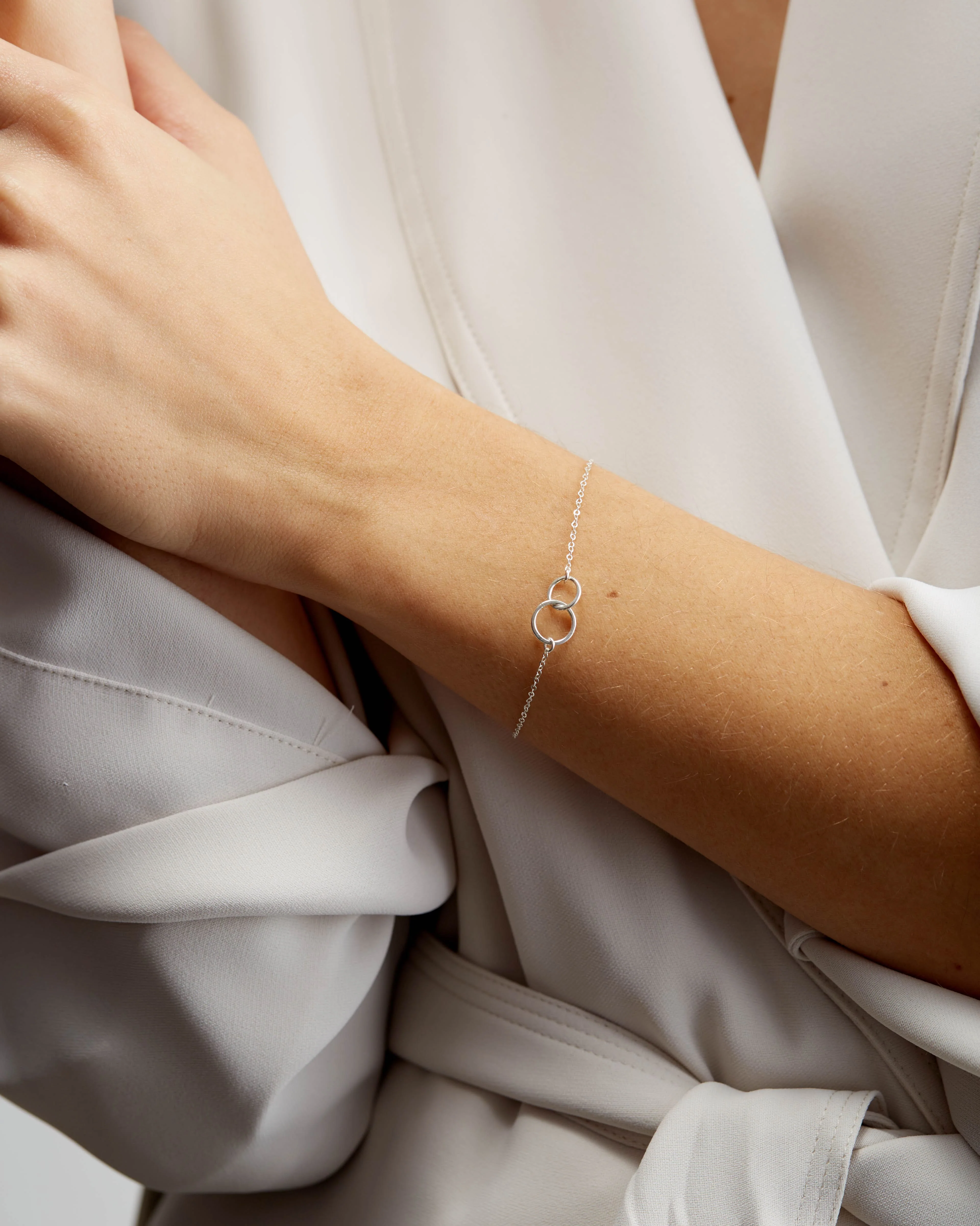 Unity Links Bracelet - Image 4